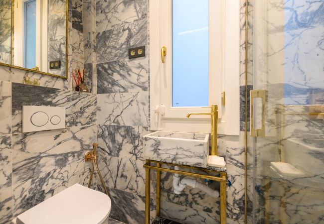 Apartamento en Madrid - Exclusivo Piso de Lujo en el Barrio de Salamanca – Elegancia y Confort en el Corazón de Madrid .Temporal  Apartamento en Madrid - Exclusivo Piso de Lujo en el Barrio de Salamanca – Elegancia y Confort en el Corazón de Madrid .Temporal