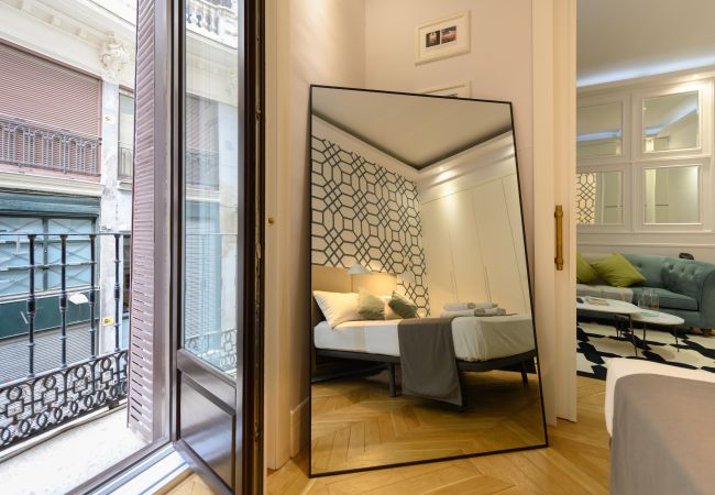 Apartamento en Madrid - Apartamento de Lujo en el Corazón de Madrid – Elegancia, Comodidad y Estilo en un Solo Espacio Apartamento en Madrid - Apartamento de Lujo en el Corazón de Madrid – Elegancia, Comodidad y Estilo en un Solo Espacio