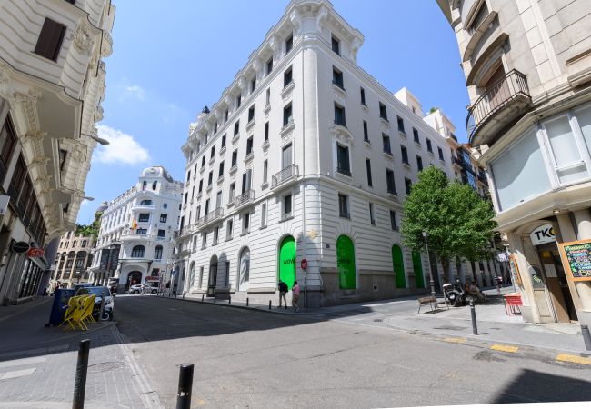 Apartamento en Madrid - Apartamento de Lujo en el Corazón de Madrid – Elegancia, Comodidad y Estilo en un Solo Espacio Apartamento en Madrid - Apartamento de Lujo en el Corazón de Madrid – Elegancia, Comodidad y Estilo en un Solo Espacio