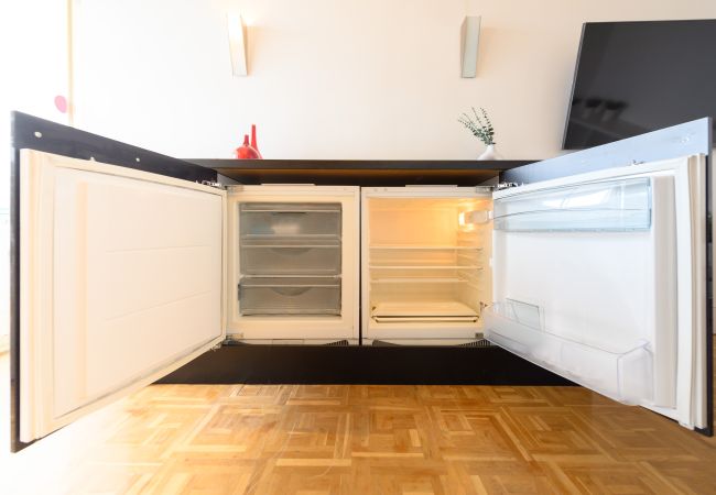 Apartamento en Madrid - Piso de 2 Dormitorios con Vistas a la Ciudad – Confort y Estilo en Madrid.Temporal Apartamento en Madrid - Piso de 2 Dormitorios con Vistas a la Ciudad – Confort y Estilo en Madrid.Temporal