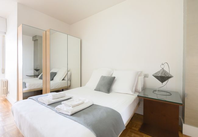 Apartamento en Madrid - Piso de 2 Dormitorios con Vistas a la Ciudad – Confort y Estilo en Madrid.Temporal Apartamento en Madrid - Piso de 2 Dormitorios con Vistas a la Ciudad – Confort y Estilo en Madrid.Temporal