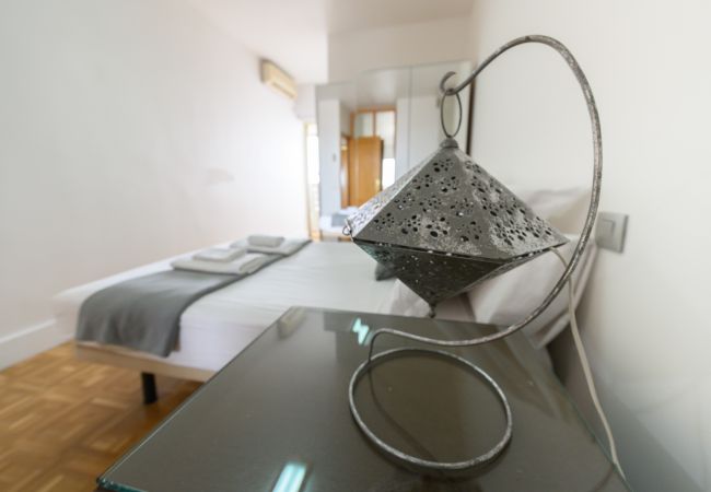 Apartamento en Madrid - Piso de 2 Dormitorios con Vistas a la Ciudad – Confort y Estilo en Madrid.Temporal Apartamento en Madrid - Piso de 2 Dormitorios con Vistas a la Ciudad – Confort y Estilo en Madrid.Temporal