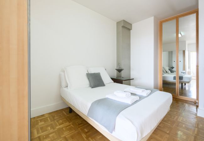 Apartamento en Madrid - Piso de 2 Dormitorios con Vistas a la Ciudad – Confort y Estilo en Madrid.Temporal Apartamento en Madrid - Piso de 2 Dormitorios con Vistas a la Ciudad – Confort y Estilo en Madrid.Temporal