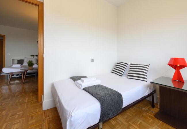 Apartamento en Madrid - Piso de 2 Dormitorios con Vistas a la Ciudad – Confort y Estilo en Madrid.Temporal Apartamento en Madrid - Piso de 2 Dormitorios con Vistas a la Ciudad – Confort y Estilo en Madrid.Temporal