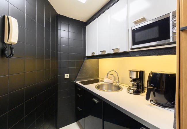 Apartamento en Madrid - Piso de 2 Dormitorios con Vistas a la Ciudad – Confort y Estilo en Madrid.Temporal Apartamento en Madrid - Piso de 2 Dormitorios con Vistas a la Ciudad – Confort y Estilo en Madrid.Temporal
