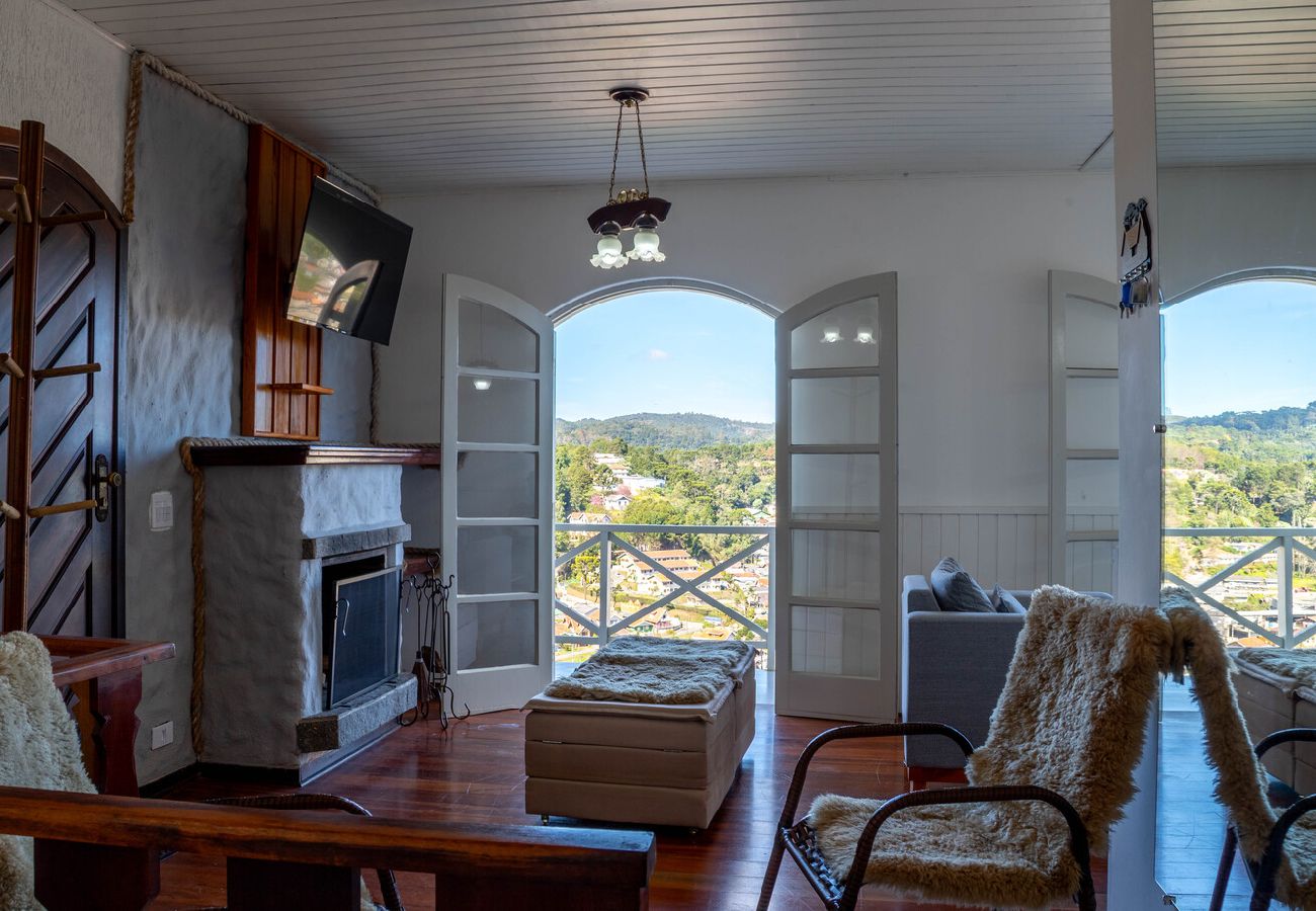 Casa en Campos do Jordão - Casa com lareira, Wi-Fi e varanda com vista