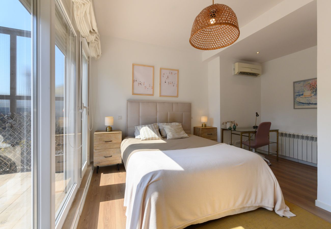 Apartamento en Madrid -  Piso en Madrid_ 2 dormitorios y terraza privada.Temporal Apartamento en Madrid -  Piso en Madrid_ 2 dormitorios y terraza privada.Temporal