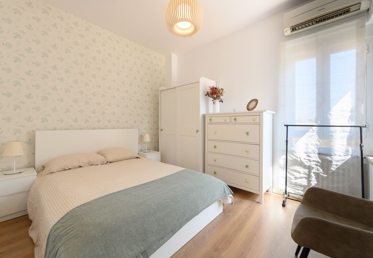 Apartamento en Madrid -  Piso en Madrid_ 2 dormitorios y terraza privada.Temporal Apartamento en Madrid -  Piso en Madrid_ 2 dormitorios y terraza privada.Temporal