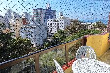 Apartamento en Guarujá - Apto pet friendly c/ Wifi a 350m da Praia do Tombo