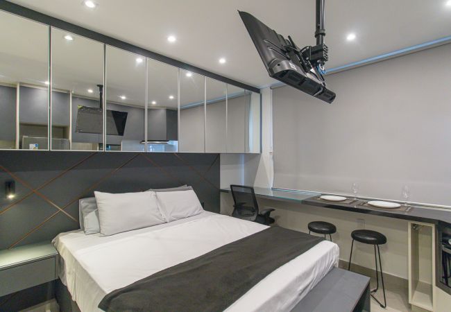 Estudio en São Paulo - Estudio cerca del Centro Comercial Ibirapuera | SP-AP12