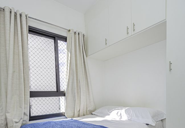 Apartamento en São Paulo - Apto c/ piscina, academia e garagem na Zona Sul Apartamento en São Paulo - Apto c/ piscina, academia e garagem na Zona Sul