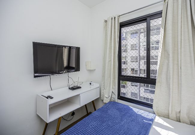 Apartamento en São Paulo - Apto c/ piscina, academia e garagem na Zona Sul Apartamento en São Paulo - Apto c/ piscina, academia e garagem na Zona Sul