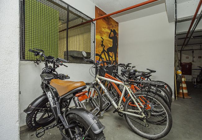 Apartamento en São Paulo - Apto c/ piscina, academia e garagem na Zona Sul Apartamento en São Paulo - Apto c/ piscina, academia e garagem na Zona Sul