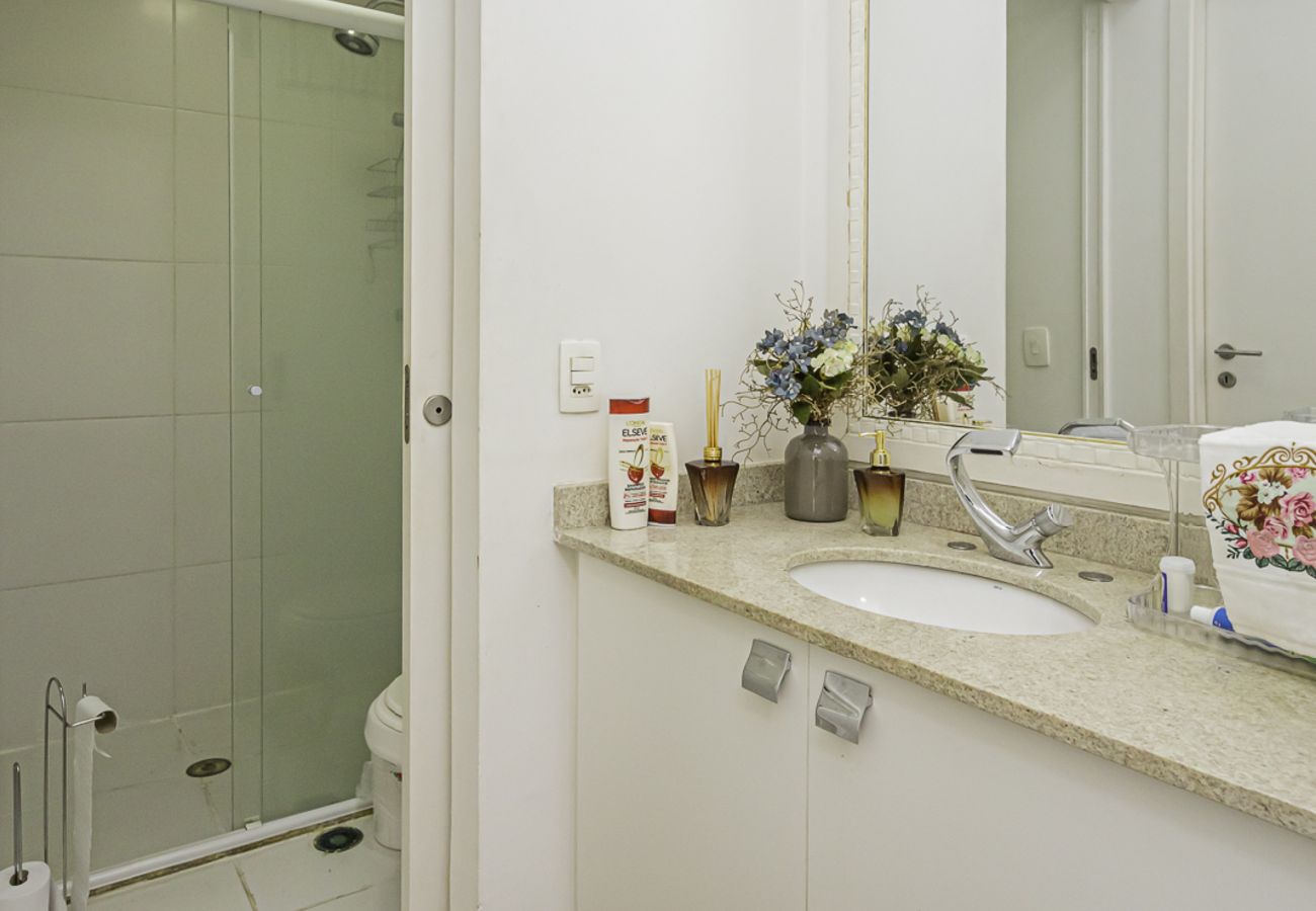 Apartamento en São Paulo - Apto c/ piscina, academia e garagem na Zona Sul Apartamento en São Paulo - Apto c/ piscina, academia e garagem na Zona Sul