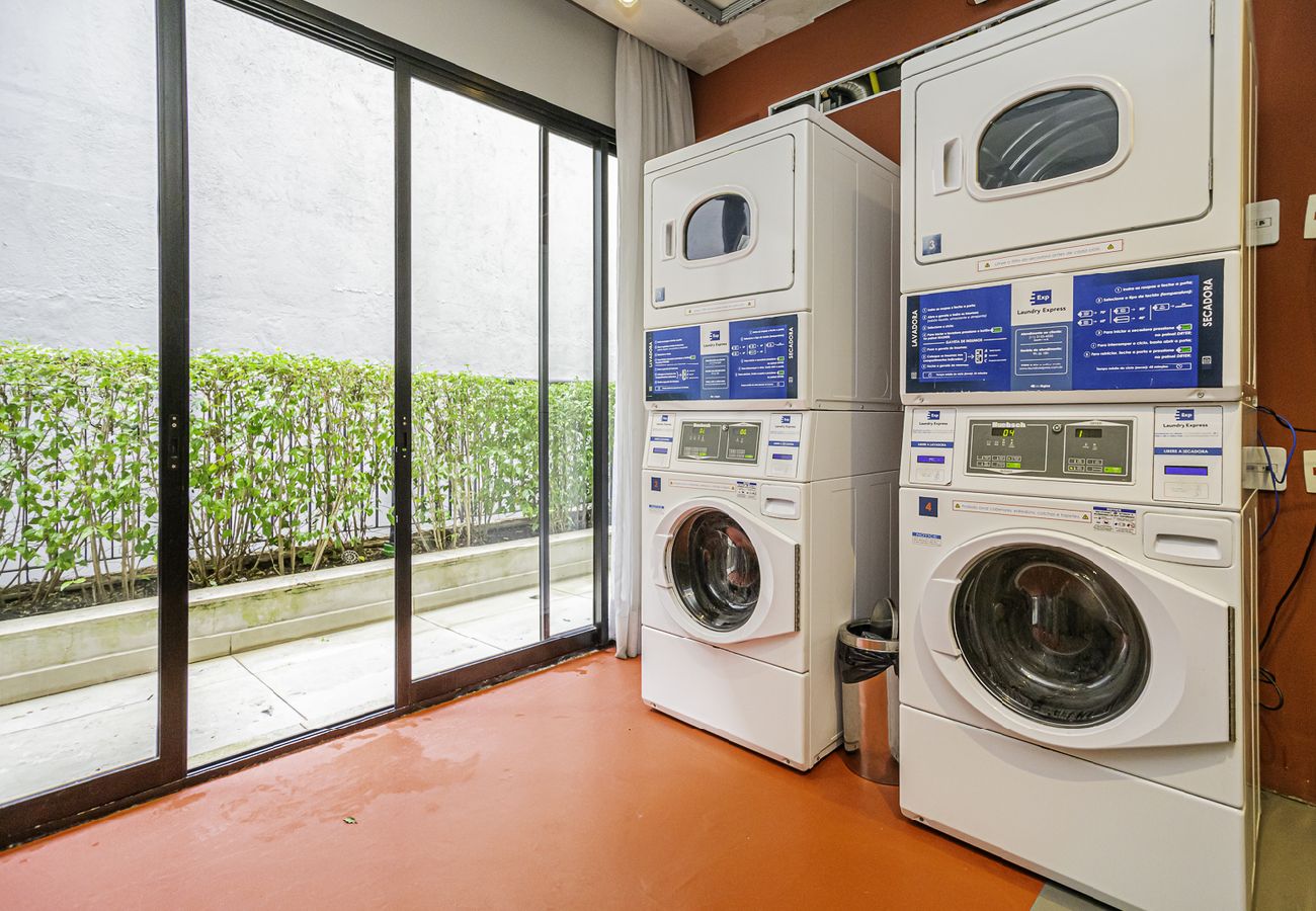 Apartamento en São Paulo - Apto c/ piscina, academia e garagem na Zona Sul Apartamento en São Paulo - Apto c/ piscina, academia e garagem na Zona Sul