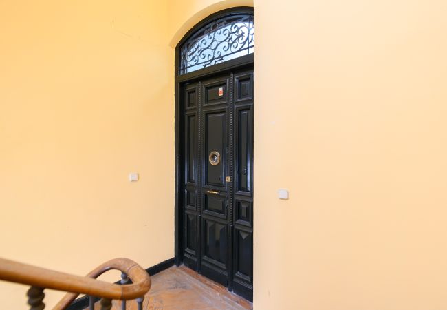 Apartamento en Madrid - Apartamento de 1 dormitorio con balcón en el corazón de Madrid.Temporal Apartamento en Madrid - Apartamento de 1 dormitorio con balcón en el corazón de Madrid.Temporal