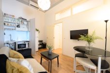 Apartamento en Madrid - Apartamento de 1 dormitorio con balcón en el corazón de Madrid