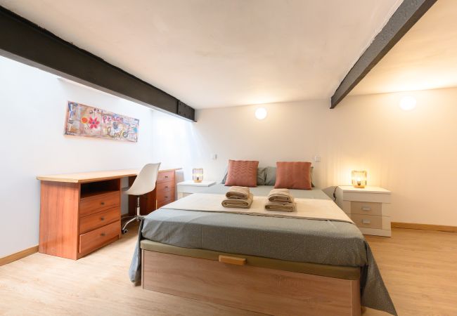 Apartamento en Madrid - Dúplex Moderno con 2 Dormitorios, Cocina Equipada – Confort y Estilo.Temporal Apartamento en Madrid - Dúplex Moderno con 2 Dormitorios, Cocina Equipada – Confort y Estilo.Temporal