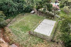 Casa en Taubaté - Chácara c/ piscina, campo e chalés privativos
