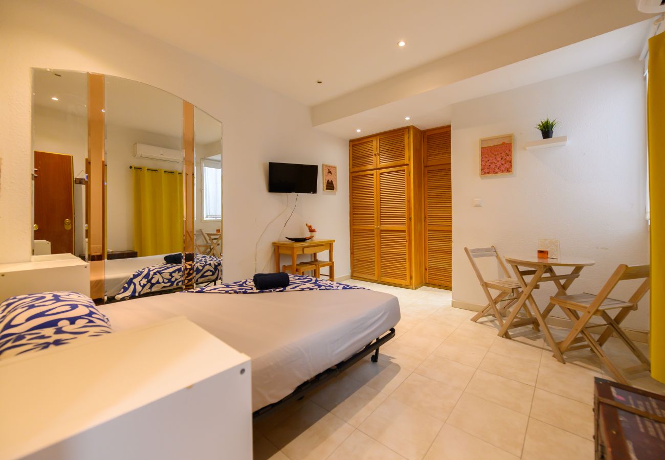 Estudio en Madrid - Estudio Totalmente Equipado en el Centro de Madrid.Temporal  Estudio en Madrid - Estudio Totalmente Equipado en el Centro de Madrid.Temporal