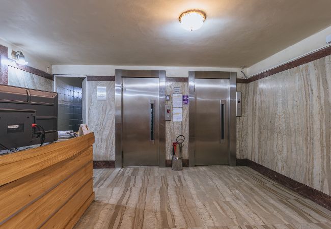 Apartamento en Rio de Janeiro - Studio com Wi-Fi e Ar a 45m da Praia de Copacabana Apartamento en Rio de Janeiro - Studio com Wi-Fi e Ar a 45m da Praia de Copacabana
