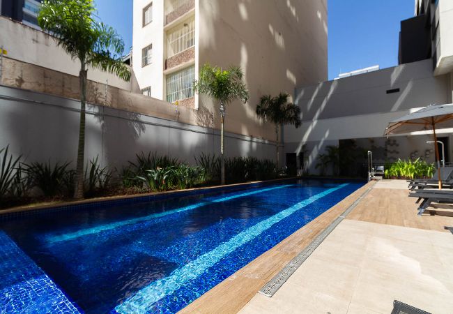 Apartamento en São Paulo - Apto em Pinheiros c/ Piscina, Academia e Smartlock