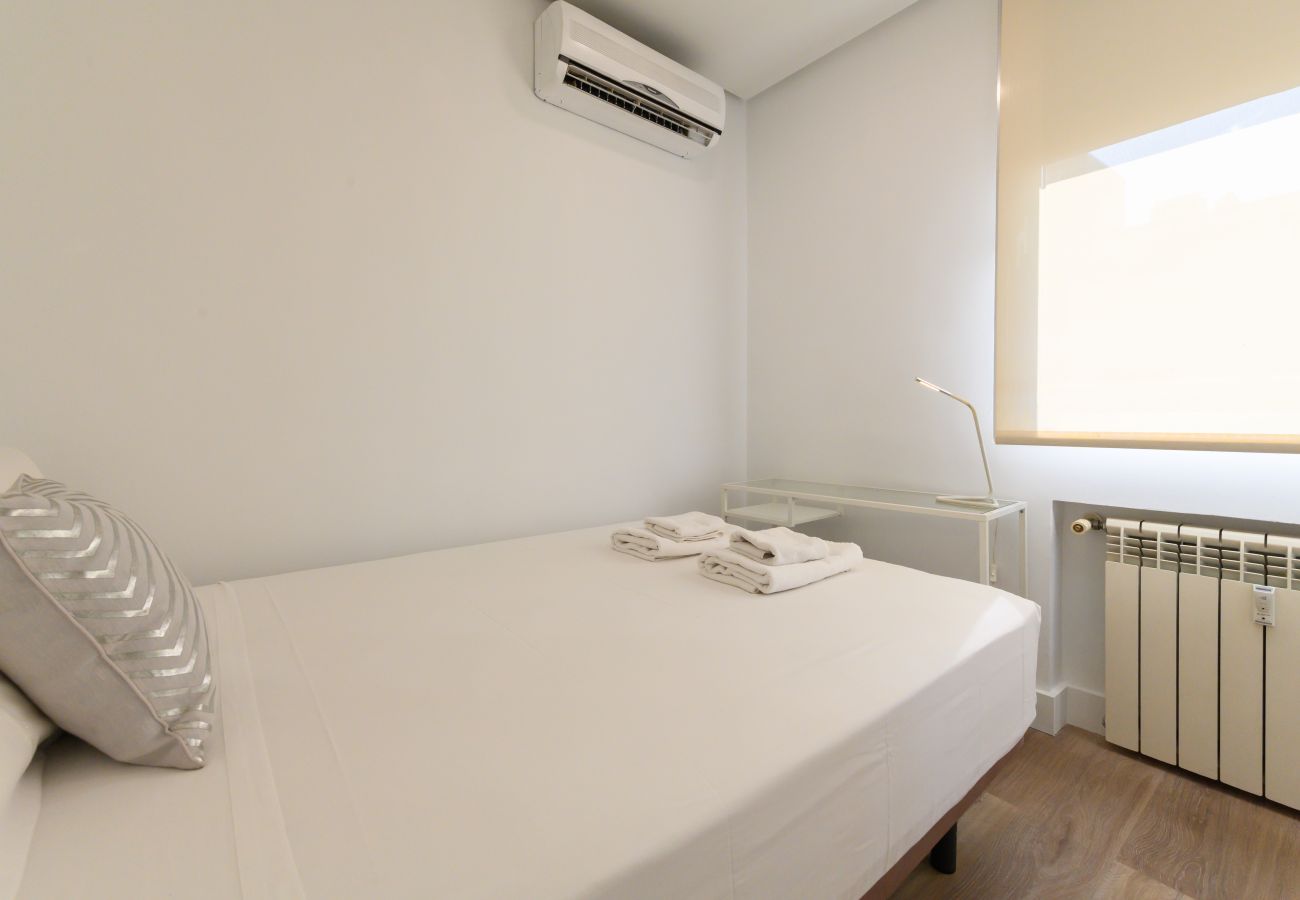 Apartamento en Madrid - Encantador piso de 2 dormitorios con vistas a la ciudad- Madrid .Temporal Apartamento en Madrid - Encantador piso de 2 dormitorios con vistas a la ciudad- Madrid .Temporal