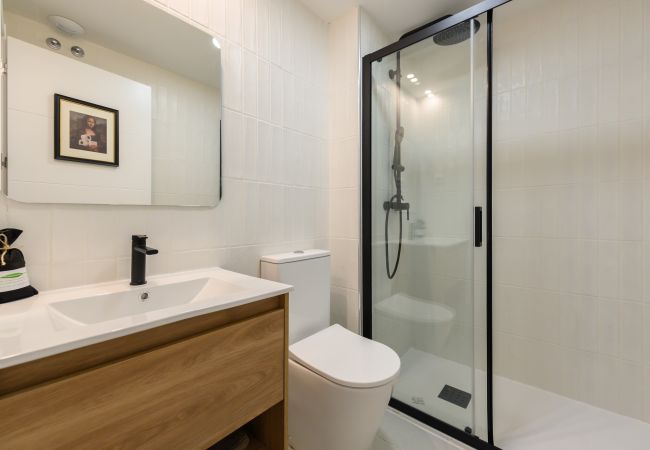 Estudio en San Sebastián de los Reyes - Estudio moderno con terraza privada y excelentes zonas comunes. Temporal Estudio en San Sebastián de los Reyes - Estudio moderno con terraza privada y excelentes zonas comunes. Temporal