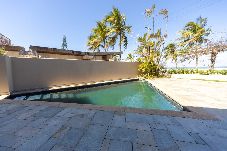 Casa en Guarujá - Casa Alto Padrão c/ Piscina, Vista e churrasqueira