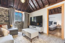 Apartamento en Campanário - Juliana's House 1 by Atlantic Holiday