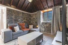 Apartamento en Campanário - Juliana's House 1 by Atlantic Holiday