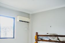 Casa en Belém -  Casa completa com 3 suítes, wi-fi e smart lock