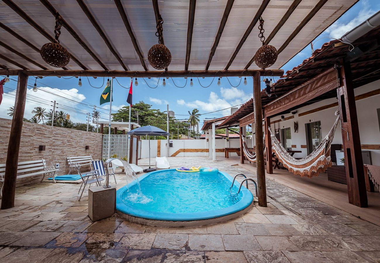 Casa en Cabedelo - Casa c 5 suítes, Piscina, Churrasqueira e Sinuca Casa en Cabedelo - Casa c 5 suítes, Piscina, Churrasqueira e Sinuca