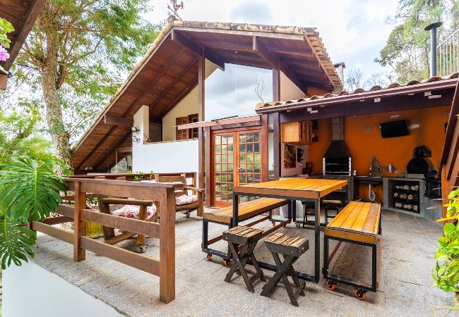 Casa en Petrópolis - CASA VALLE  Fogão a Lenha Vale das Videiras ARARAS