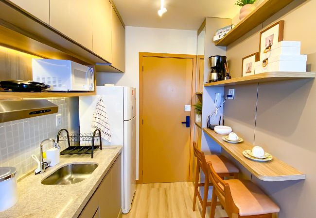 Apartamento en Salvador - Flat Beira-Mar com Varanda, Piscina e Academia Apartamento en Salvador - Flat Beira-Mar com Varanda, Piscina e Academia