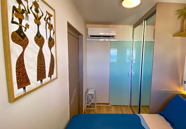Apartamento en Salvador - Flat Beira-Mar com Varanda, Piscina e Academia Apartamento en Salvador - Flat Beira-Mar com Varanda, Piscina e Academia
