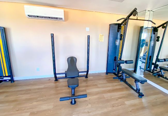 Apartamento en Salvador - Flat Beira-Mar com Varanda, Piscina e Academia Apartamento en Salvador - Flat Beira-Mar com Varanda, Piscina e Academia