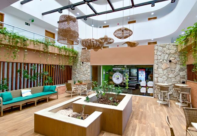 Apartamento en Salvador - Flat Beira-Mar com Varanda, Piscina e Academia Apartamento en Salvador - Flat Beira-Mar com Varanda, Piscina e Academia