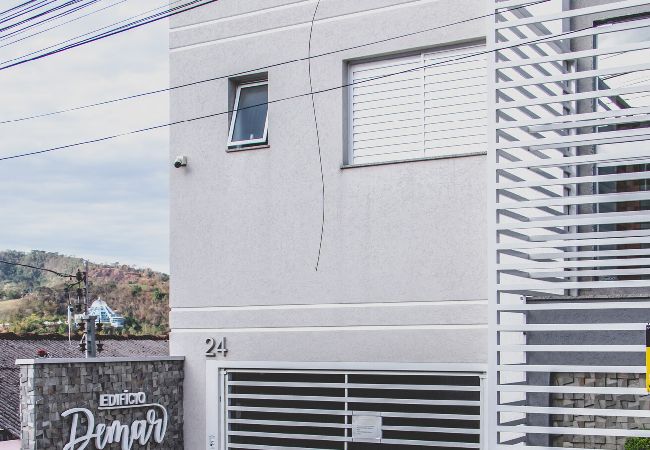 Apartamento en Itajubá -  Ótima kitnet prox à UNIFEI com Wi-Fi e Smart TV Apartamento en Itajubá -  Ótima kitnet prox à UNIFEI com Wi-Fi e Smart TV