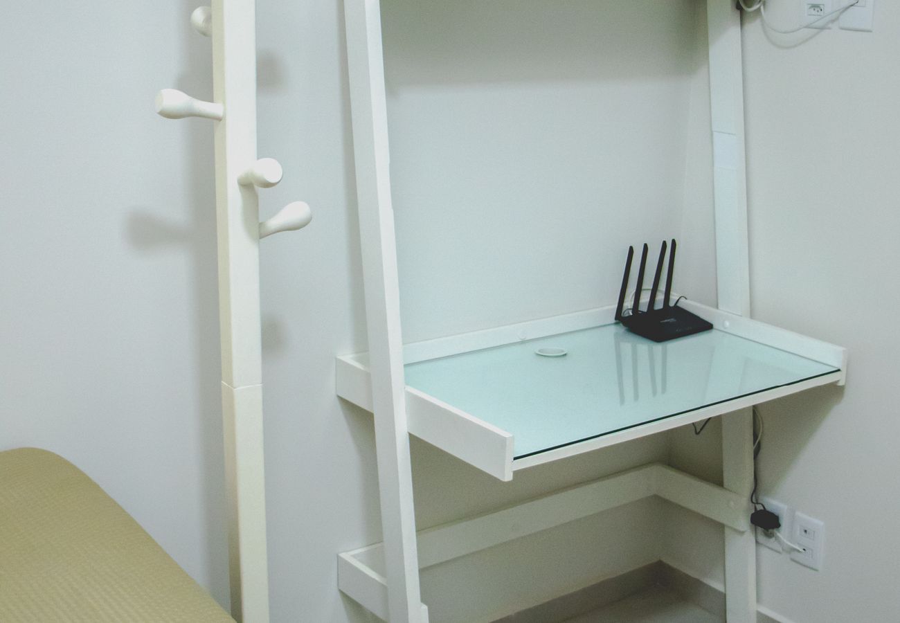 Apartamento en Itajubá -  Ótima kitnet prox à UNIFEI com Wi-Fi e Smart TV Apartamento en Itajubá -  Ótima kitnet prox à UNIFEI com Wi-Fi e Smart TV