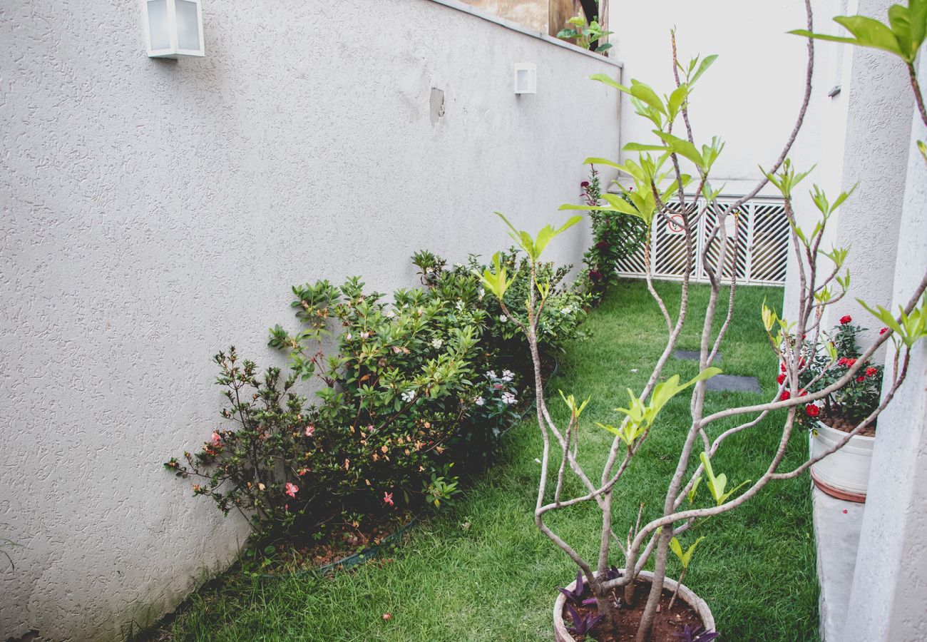 Apartamento en Itajubá -  Ótima kitnet prox à UNIFEI com Wi-Fi e Smart TV Apartamento en Itajubá -  Ótima kitnet prox à UNIFEI com Wi-Fi e Smart TV