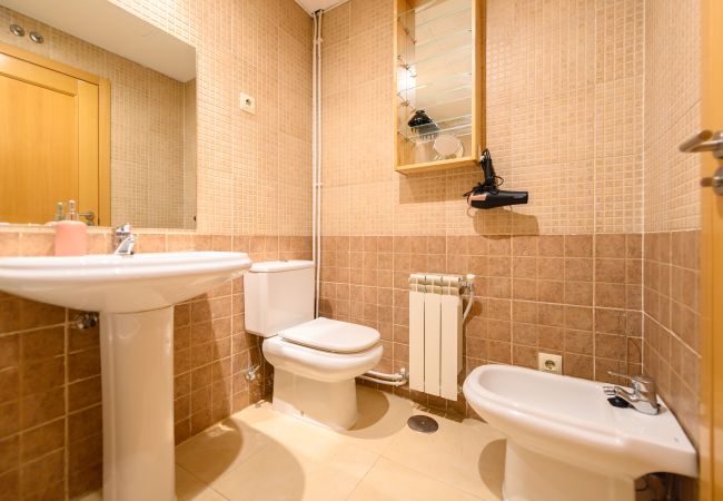 Apartamento en Madrid - Apartamento de 2 Dormitorios a Pasos de Gran Vía: Vive en el Corazón de Madrid Apartamento en Madrid - Apartamento de 2 Dormitorios a Pasos de Gran Vía: Vive en el Corazón de Madrid