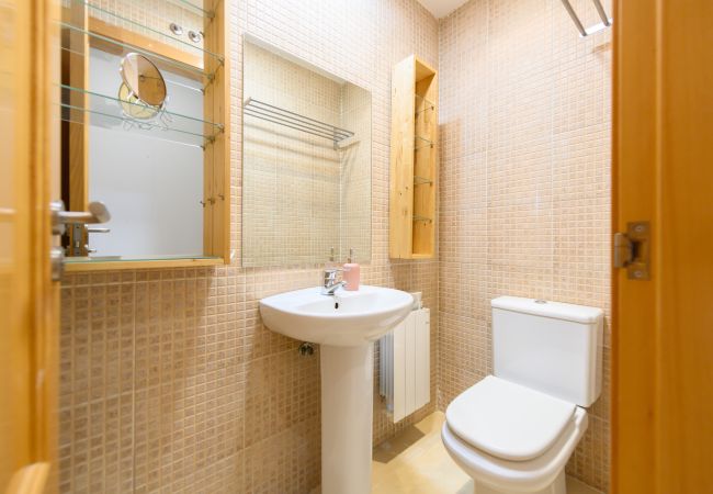 Apartamento en Madrid - Apartamento de 2 Dormitorios a Pasos de Gran Vía: Vive en el Corazón de Madrid Apartamento en Madrid - Apartamento de 2 Dormitorios a Pasos de Gran Vía: Vive en el Corazón de Madrid