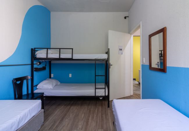 Alquiler por habitaciones en Rio de Janeiro - Hostel Leblon - habitación privada con 4 camas