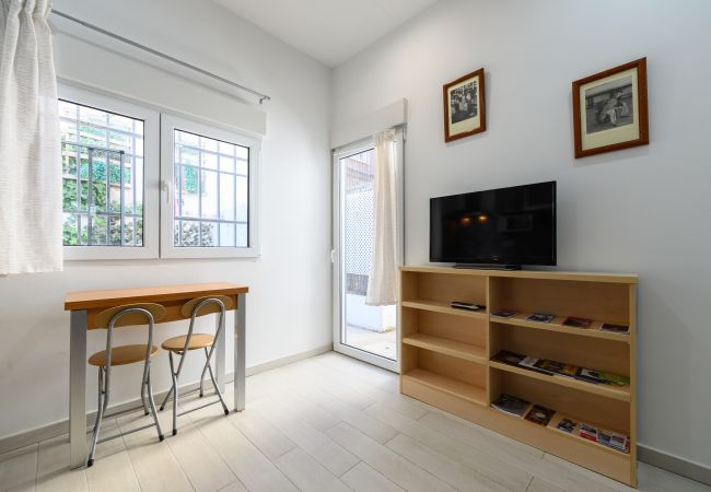 Apartamento en Madrid - Moderno piso de 1 dormitorio con terraza para relajarte en Madrid Apartamento en Madrid - Moderno piso de 1 dormitorio con terraza para relajarte en Madrid