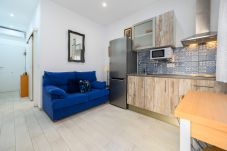 Apartamento en Madrid - Moderno piso de 1 dormitorio con terraza para relajarte en Madrid