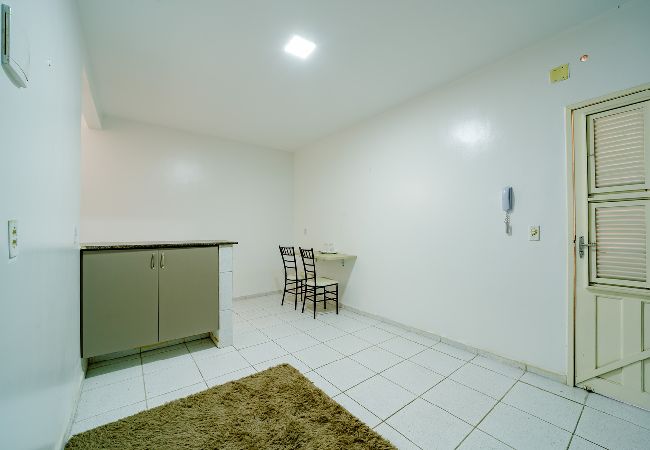 Apartamento en Fortaleza -  Flat c Wi-Fi e Ar-condicionado Perto do Aeroporto Apartamento en Fortaleza -  Flat c Wi-Fi e Ar-condicionado Perto do Aeroporto