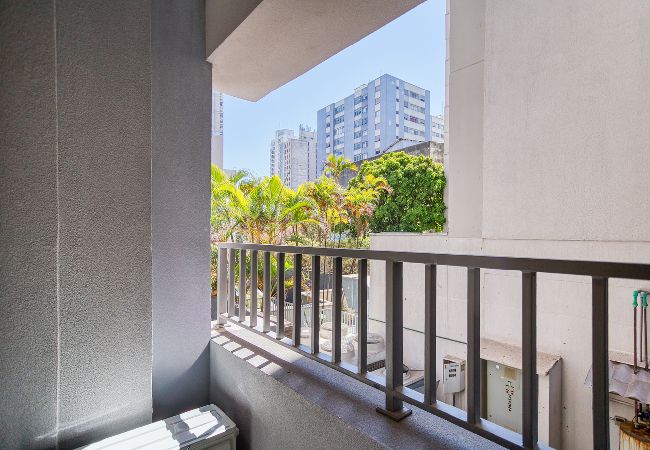 Apartamento en São Paulo - Flat na Vila Mariana c varanda próx ao metrô Apartamento en São Paulo - Flat na Vila Mariana c varanda próx ao metrô