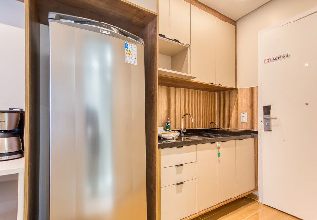 Apartamento en São Paulo - Flat na Vila Mariana c varanda próx ao metrô Apartamento en São Paulo - Flat na Vila Mariana c varanda próx ao metrô