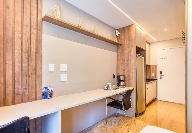 Apartamento en São Paulo - Flat na Vila Mariana c varanda próx ao metrô Apartamento en São Paulo - Flat na Vila Mariana c varanda próx ao metrô